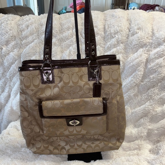 Coach Brown and Tan Penelope Signature Tote - EUC - Picture 1 of 7